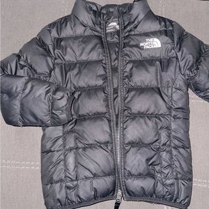 The North face puffer jacket (toddler) size 5